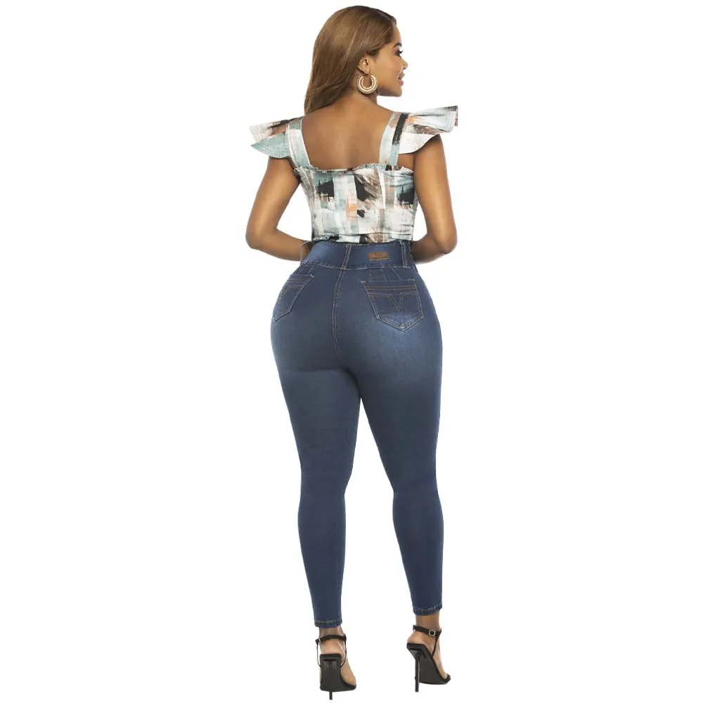 Classic Skinny Curvy BBL Jeans for women - J8742C