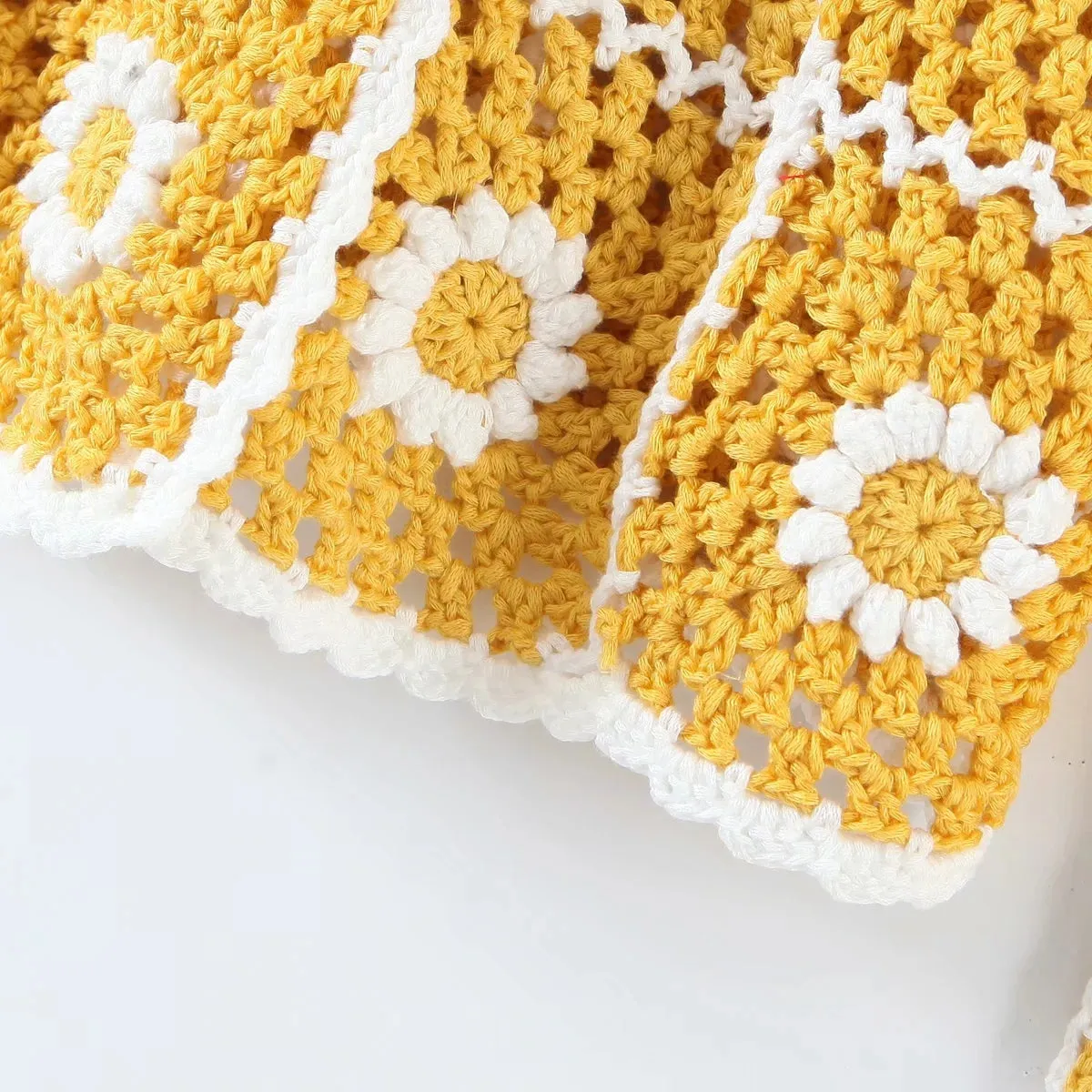 Daisy Squares Crochet Sweater Jacket Boho Sunny Flowers Cardigan Yellow With White Daisies Button Down Front One Size