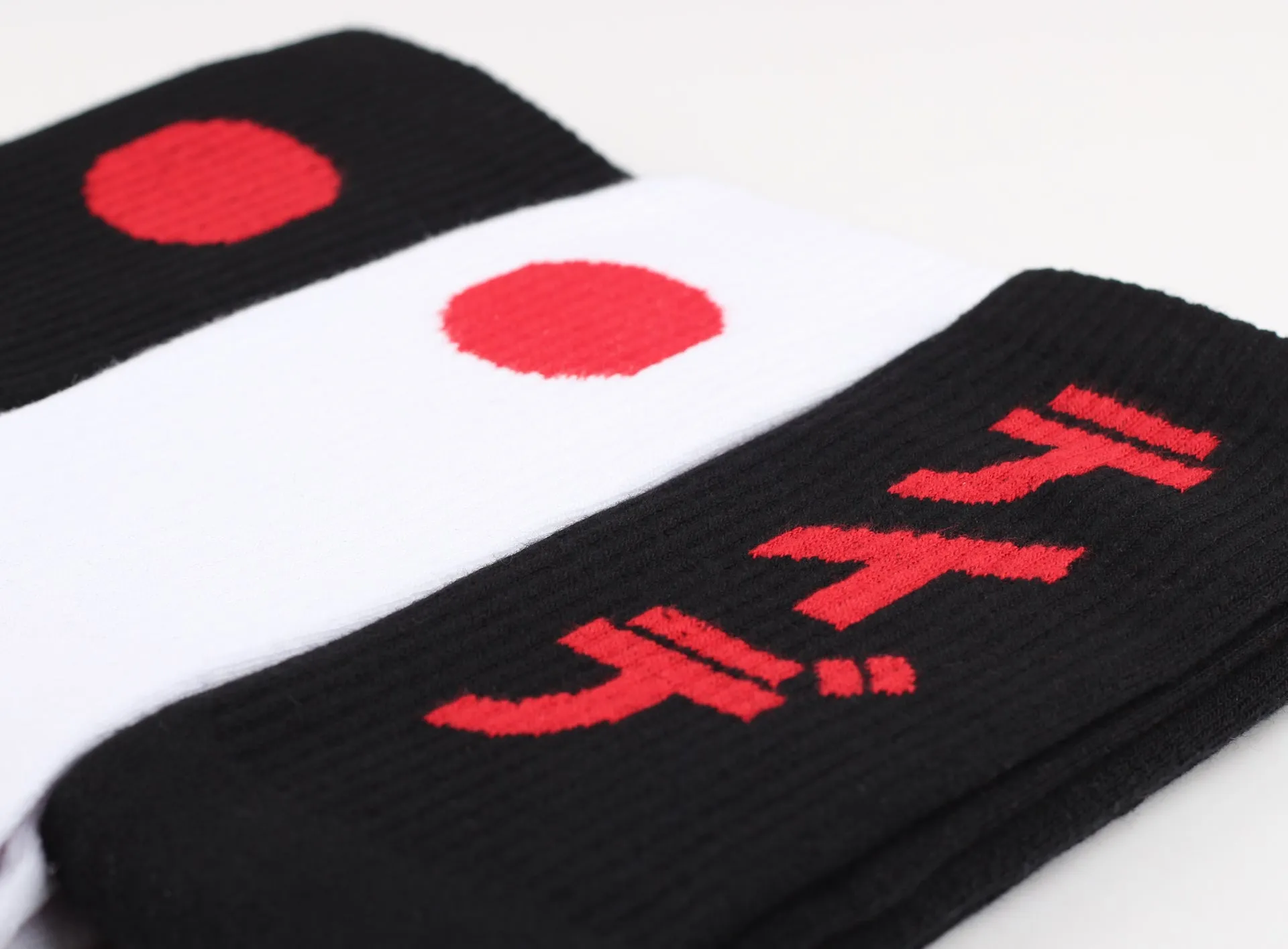 Edwin Jeans x Democratique Socks Athletique Japanese Sun Black / Fiery Red