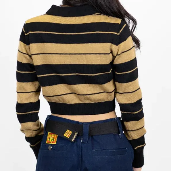 Cozy Long Sleeve Charlie Brown Crop Top for Casual Style - Perfect for Fans!