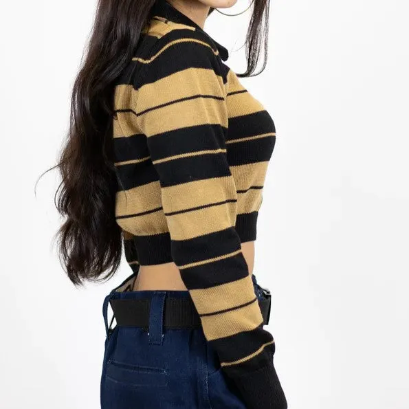 Cozy Long Sleeve Charlie Brown Crop Top for Casual Style - Perfect for Fans!