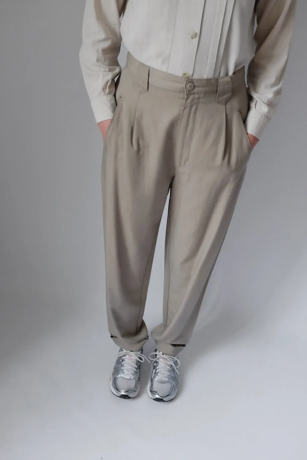 GREIGE PLEATED MAC VINTAGE PANTS