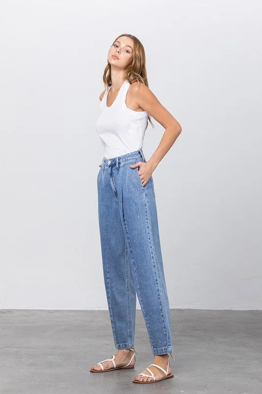 HI-WAIST SLOUCH JEANS