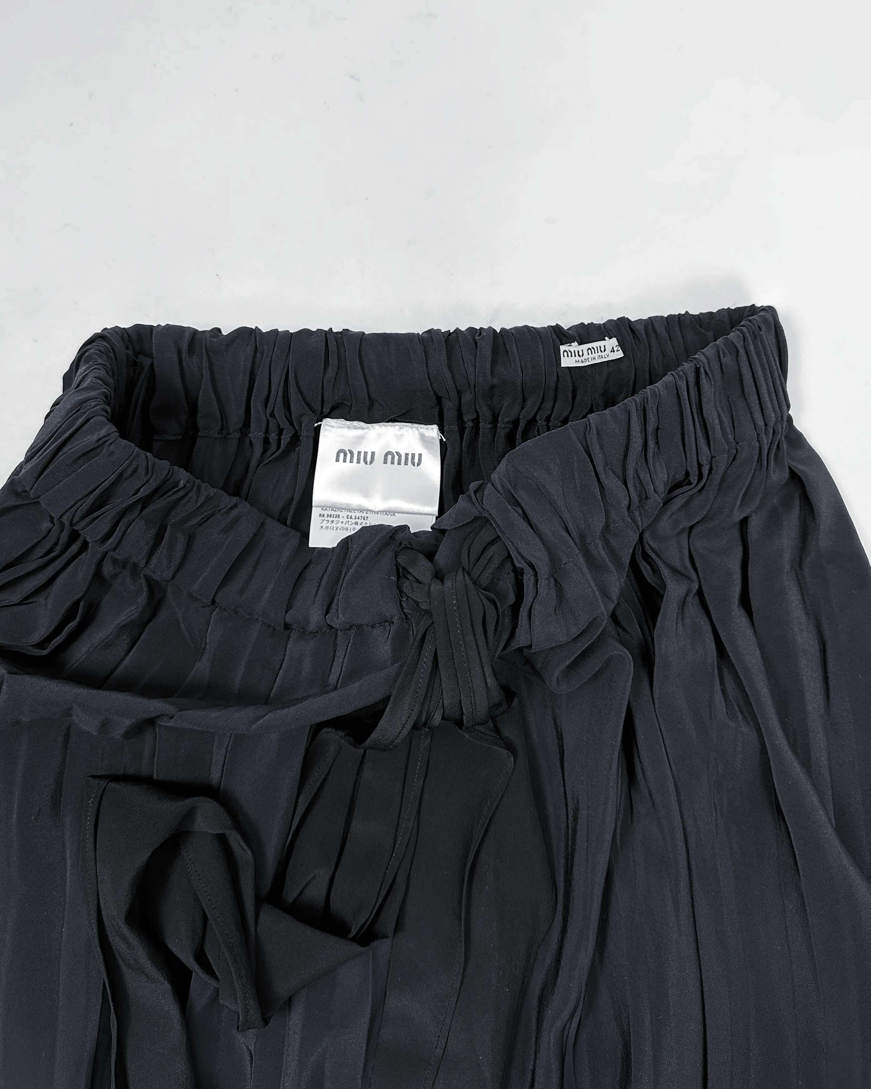 Miu Miu Pleated Black And Blue Silk Skirt 2000's