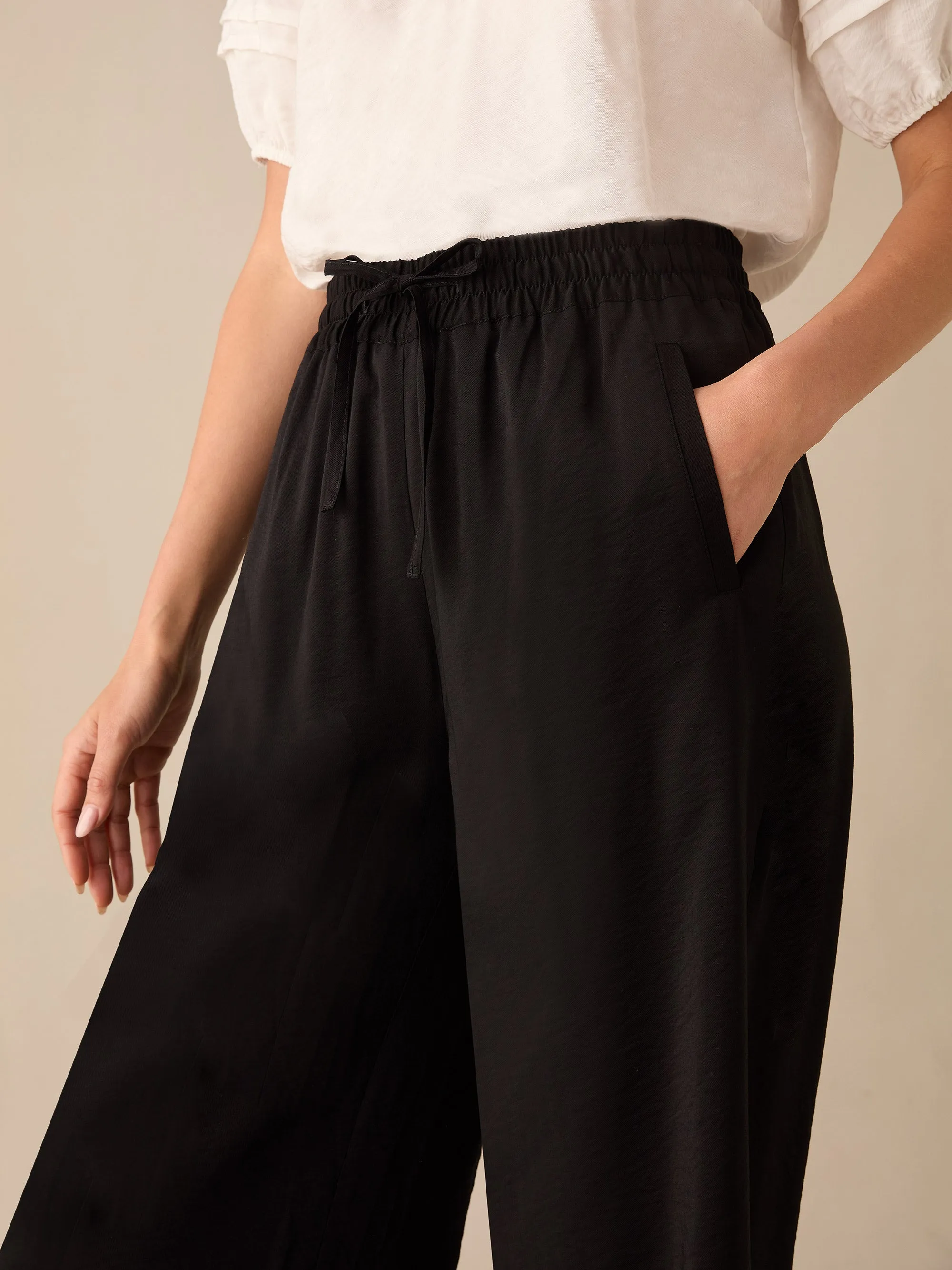 Petite Black Wide Leg Culottes