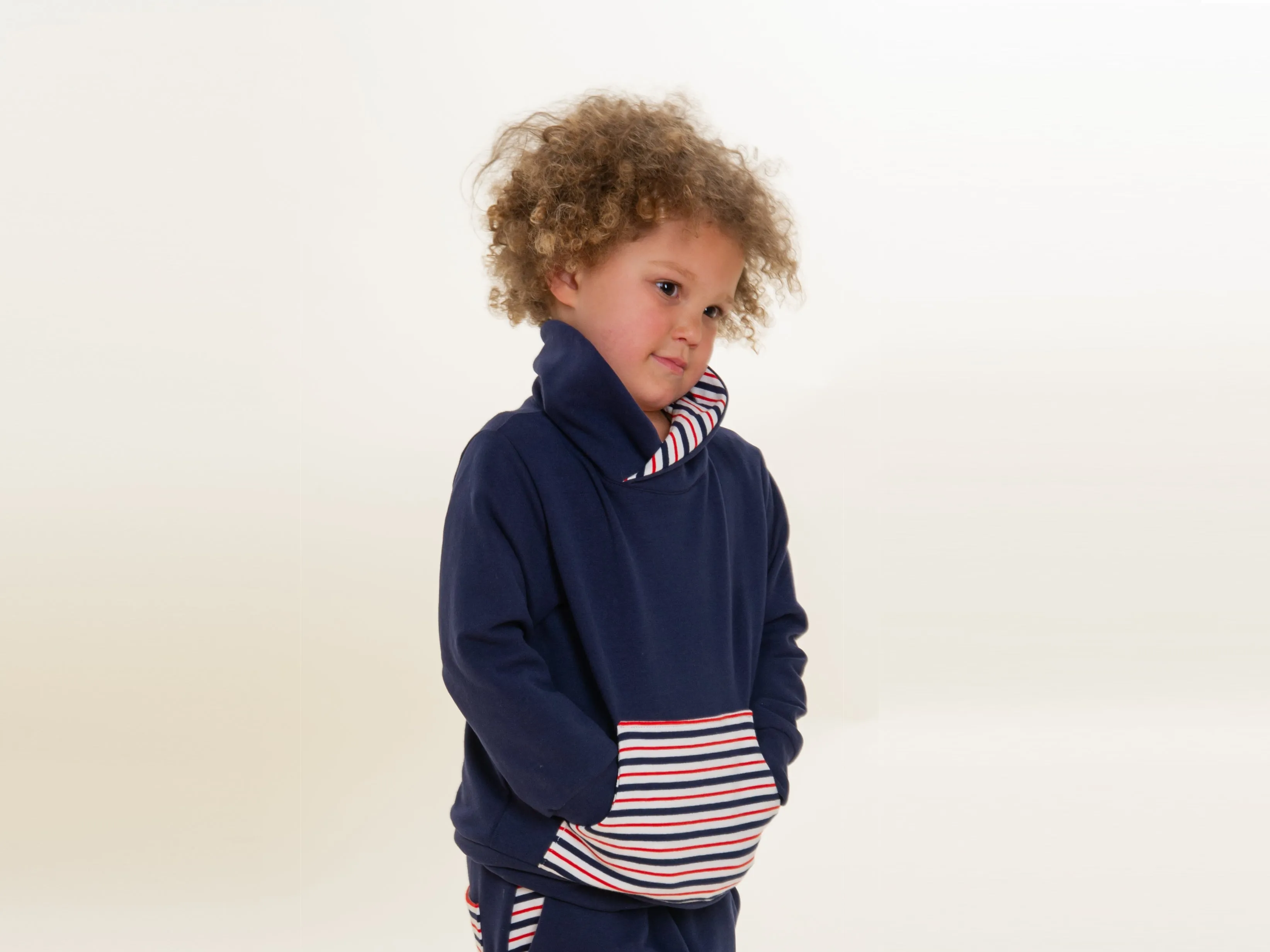 Schnittmuster Sweatshirt Hoodie FLY von Patternforkids Ebook PDF